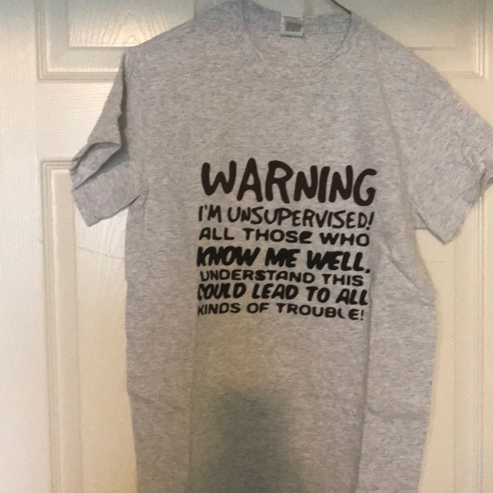 Men’s novelty T-shirt.